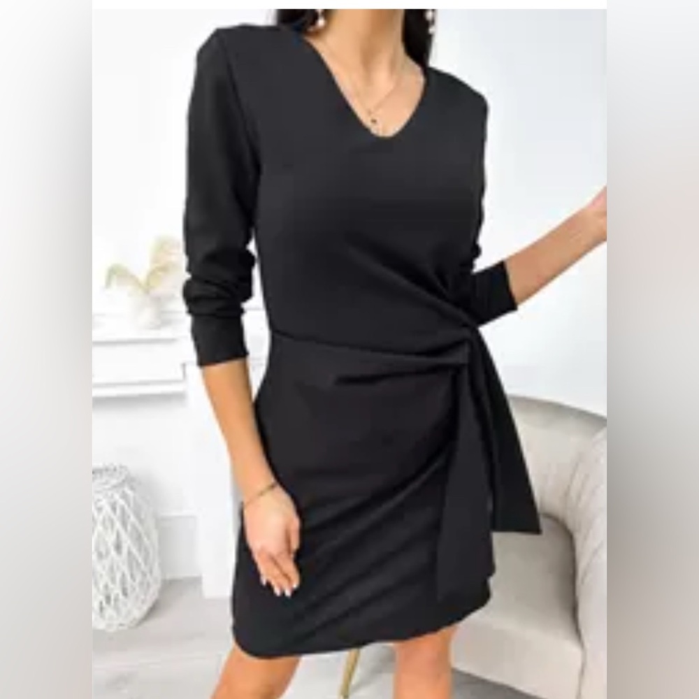 Parker Aggie Faux Wrap Mini Dress Size 6 Black Cocktail Party Dress EUC